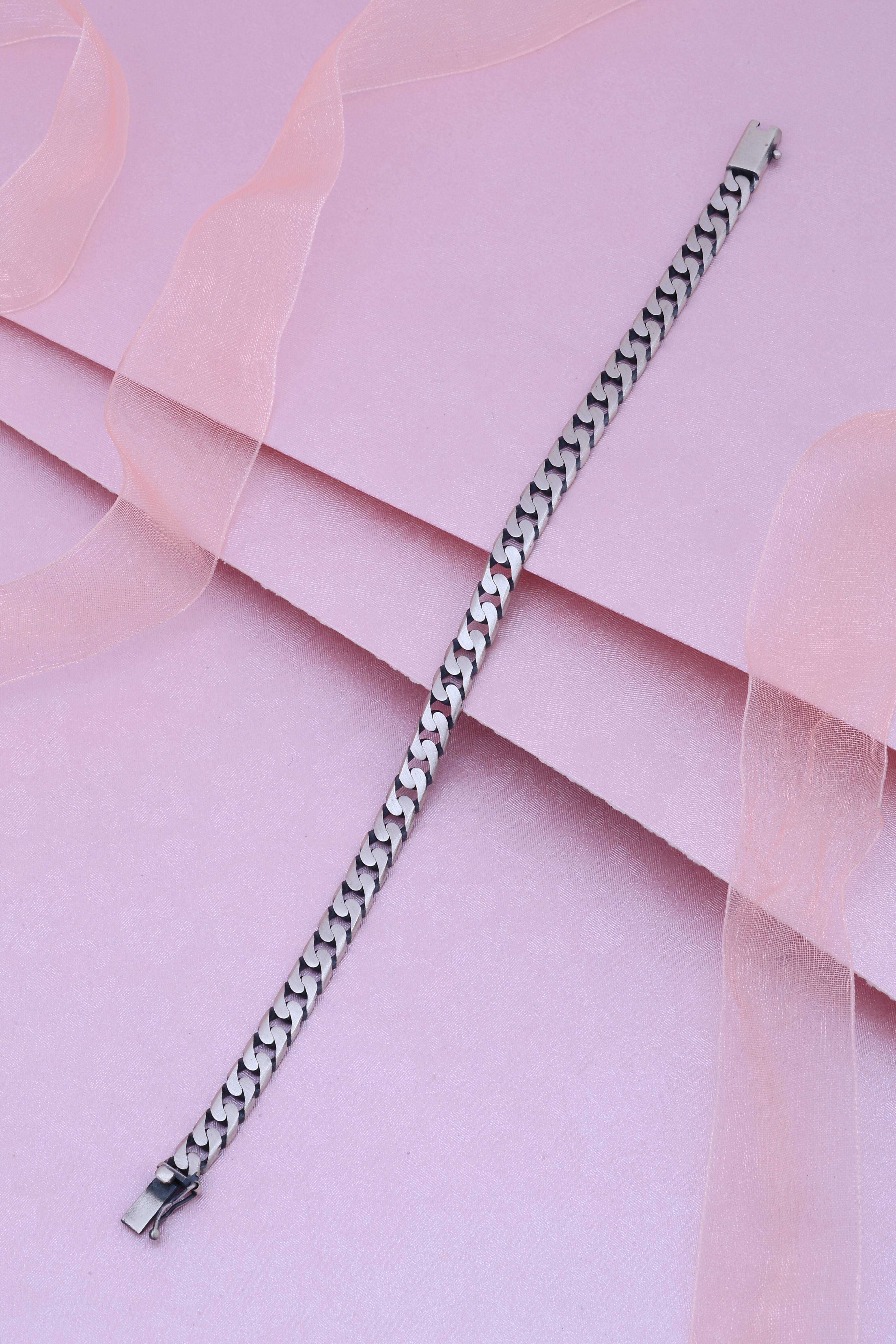 Classic Silver Cuban Chain Men’s Bracelet – Everyday Wear | Premium Finish